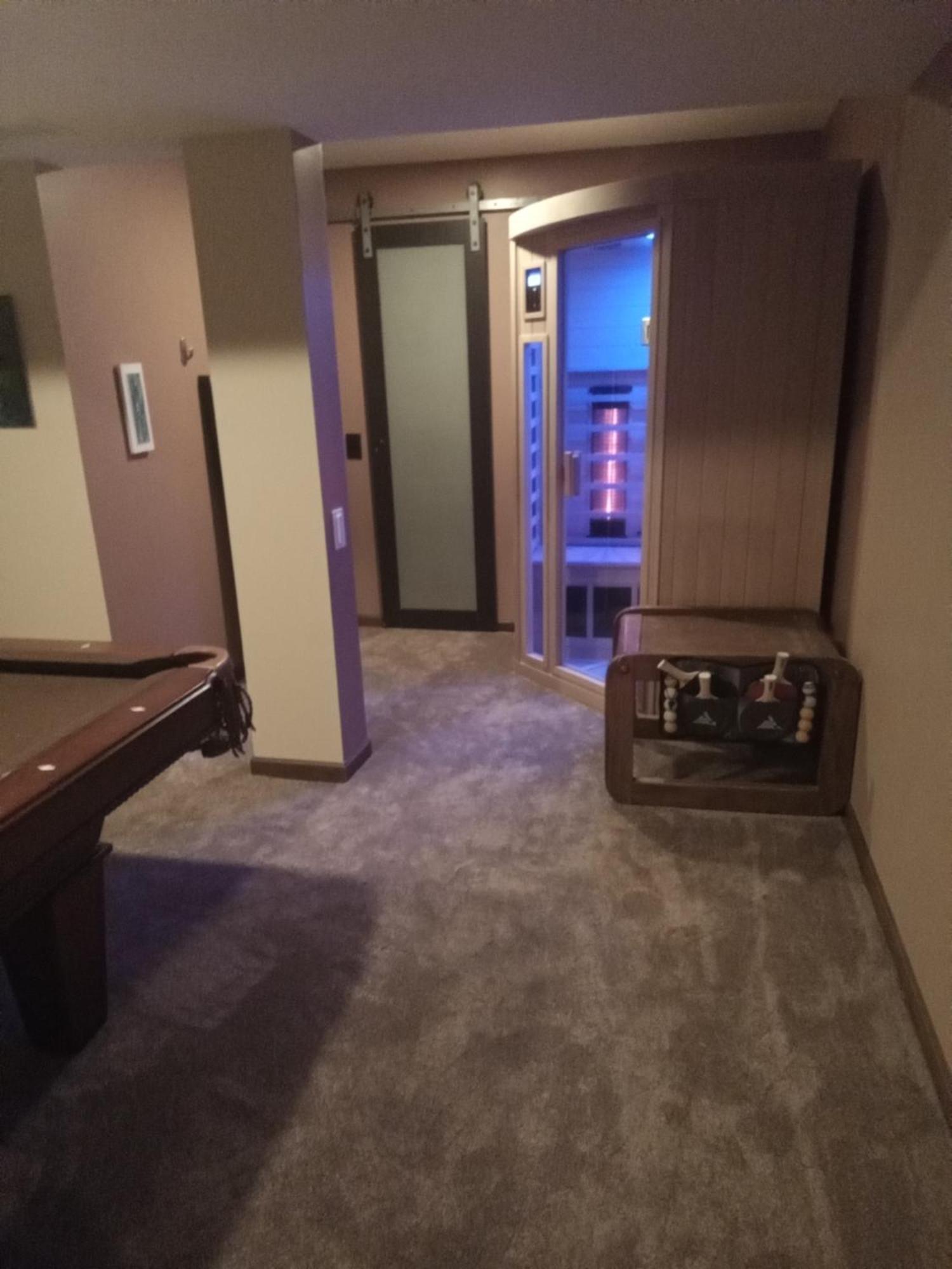 Super Suite With Sauna, Pool Table And Arcade Game لانسنج المظهر الخارجي الصورة